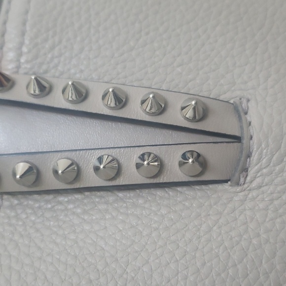 Authentic Christian Louboutin Tote with pouch and dust bag - Picture 3 of 14